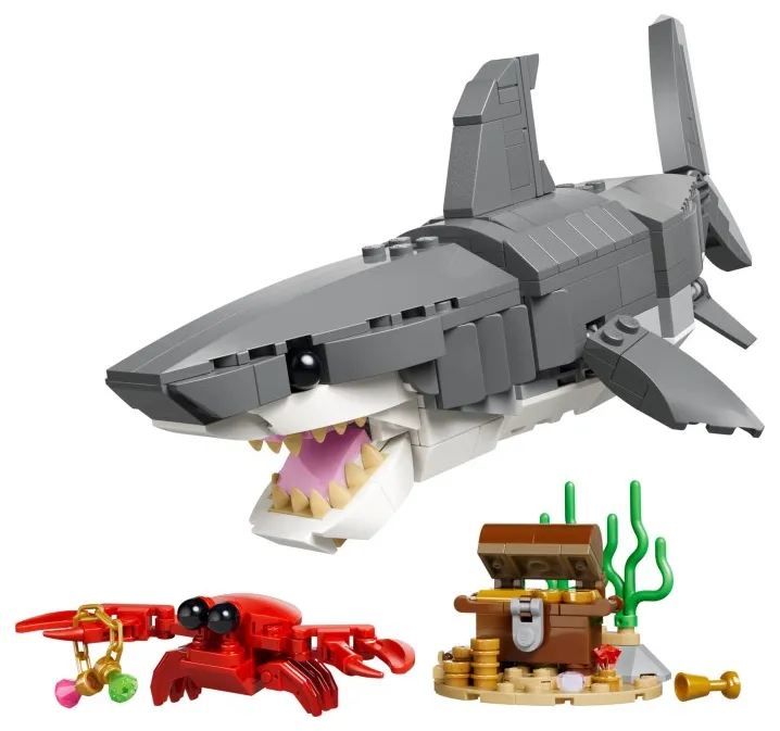 LEGO Fierce Shark with a Treasure Chest