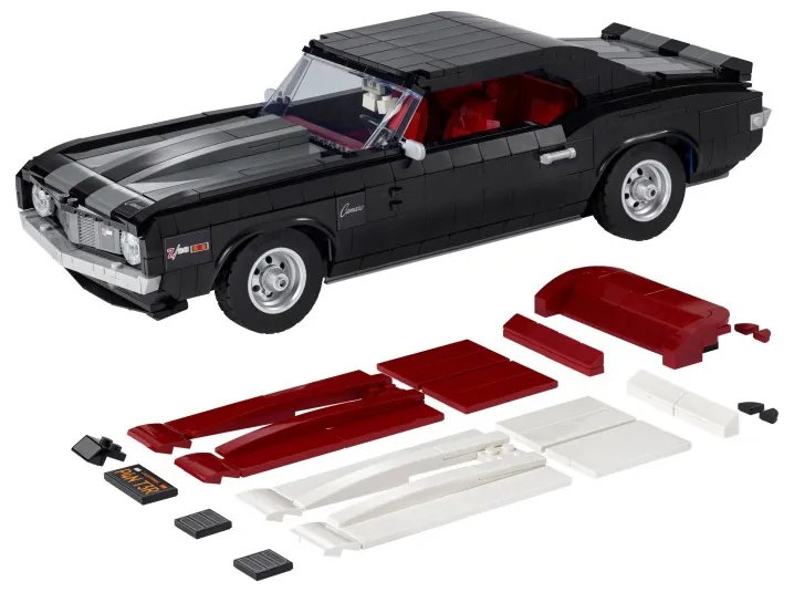 LEGO® ICONS Chevrolet Camaro Z28