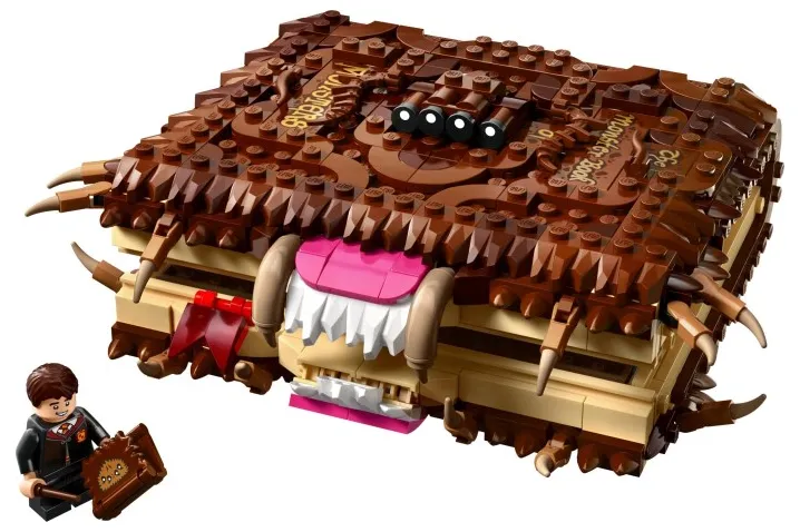 LEGO Chomping Monster Book of Monsters