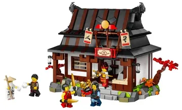 LEGO Four Weapons Blacksmith 15th Anniversary