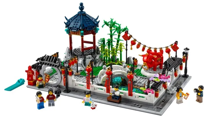 LEGO® Spring Lantern Festival