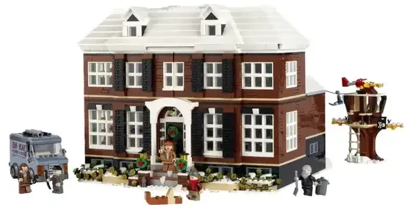 LEGO Home Alone