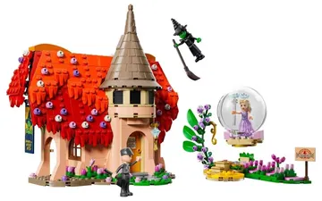 LEGO Glinda & Elphaba Visit Munchkinland