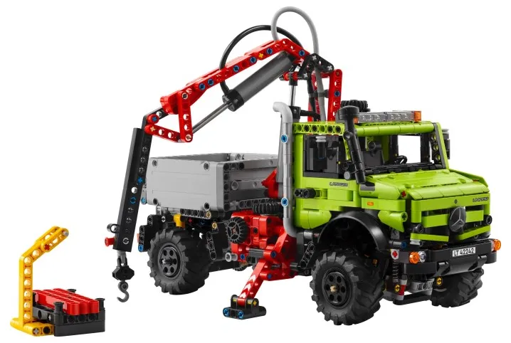 LEGO Mercedes-Benz Unimog U 5023 with Crane