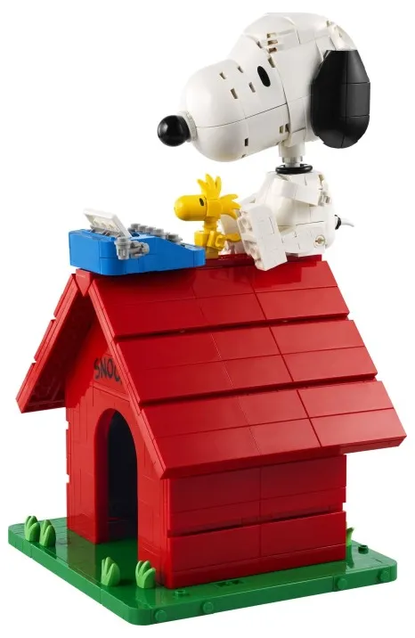LEGO Peanuts: Snoopy's Doghouse
