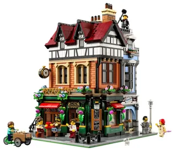 LEGO Tudor Corner