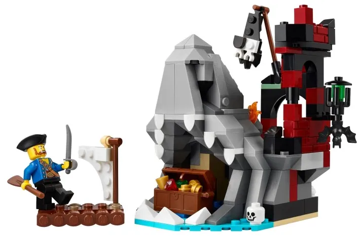 LEGO CREATOR Scary Pirate Island