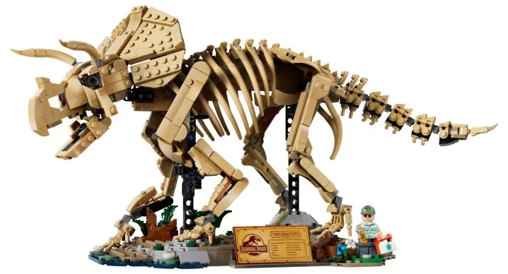 LEGO Dinosaur Fossils: Triceratops